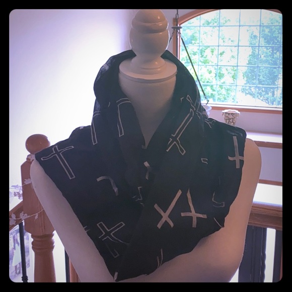 😍Cejon Infinity Scarf😍 - Picture 1 of 3